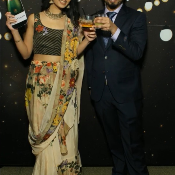 Authentic Ritu Kumar Designer ready made saree - Picture 2 of 6